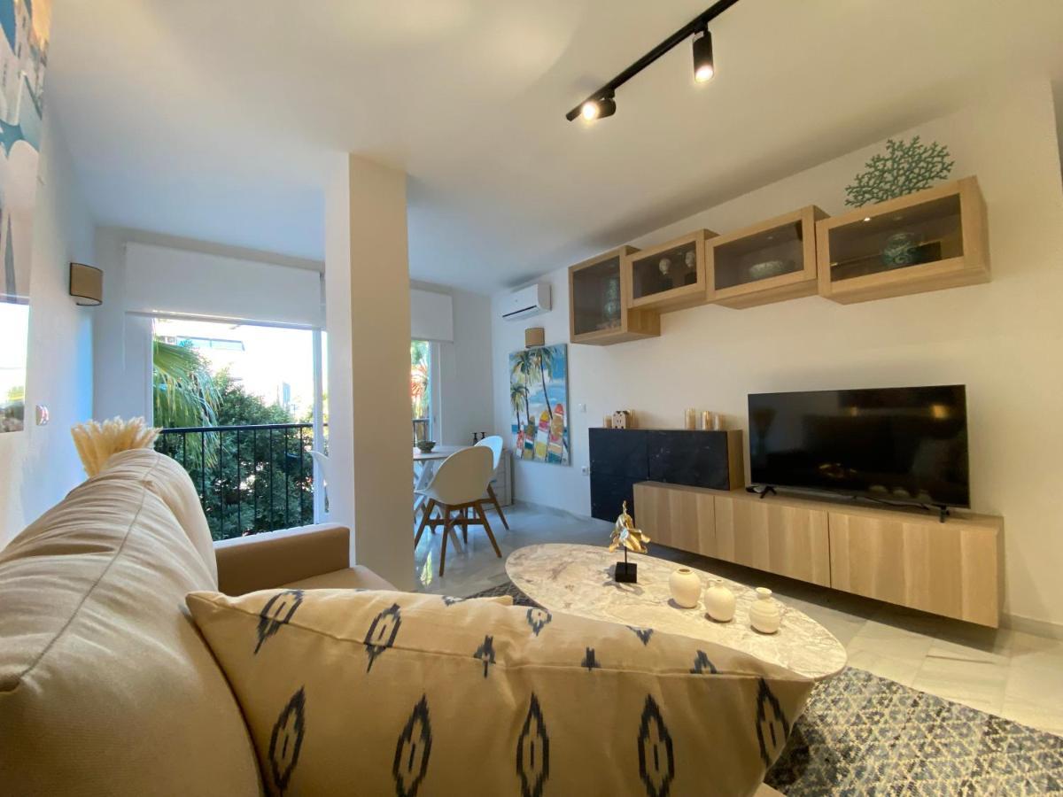 Nomad Stays Milos Y Bali Marbella Kültér fotó