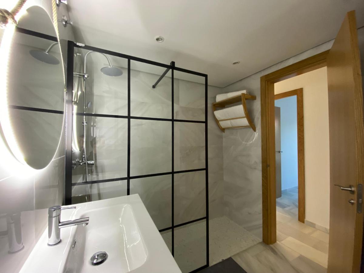 Nomad Stays Milos Y Bali Marbella Kültér fotó