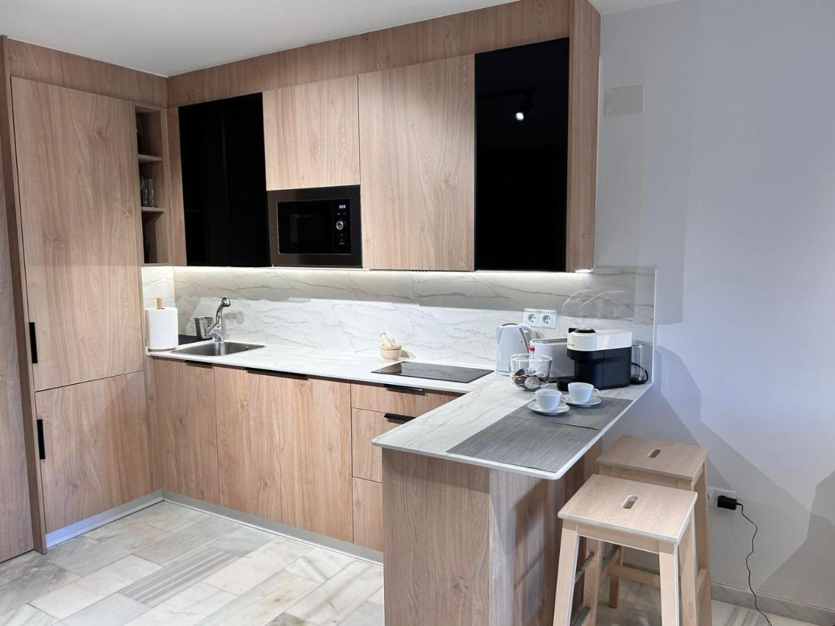 Nomad Stays Milos Y Bali Marbella Kültér fotó